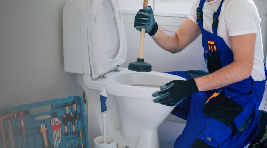 Expert burst pipe repair services in Lane City, TX
